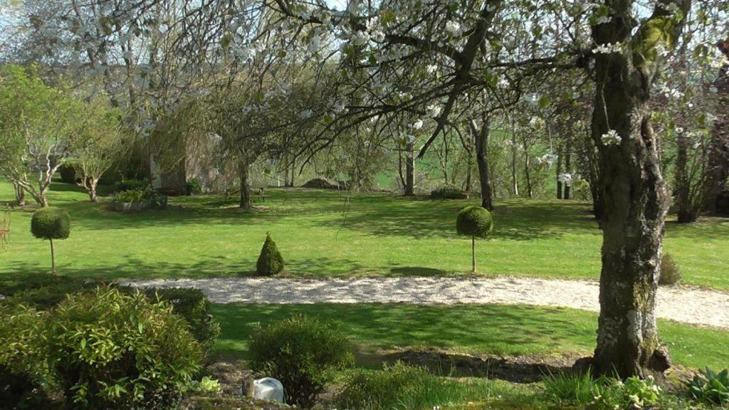 Gite "L'Annexe Du Parc" Tout Compris Vimoutiers Zewnętrze zdjęcie