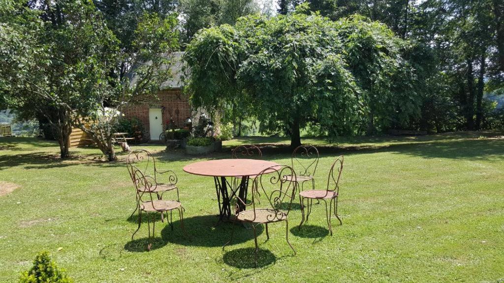 Gite "L'Annexe Du Parc" Tout Compris Vimoutiers Zewnętrze zdjęcie